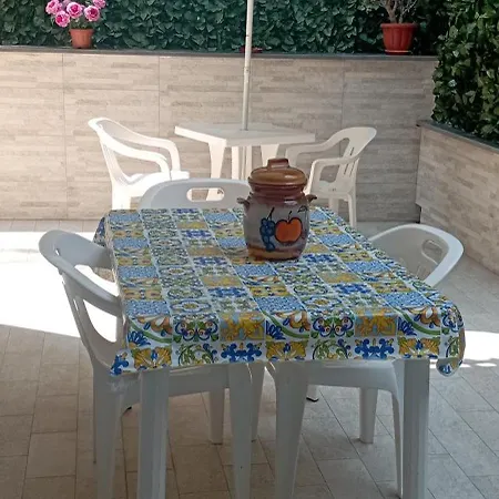Il Re Tritone בית נופש אגרופולי